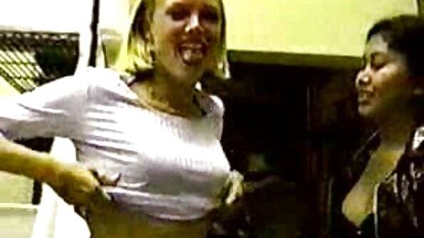 Nicio fată nu a filme porno cu flocoase rămas fără orgasm.