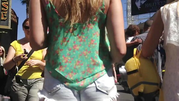 Dorinta de a porno cu mature flocoase face frumos.