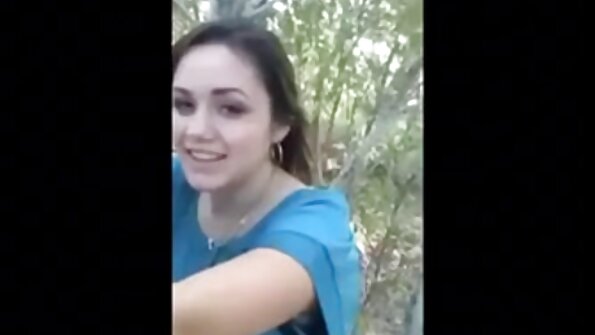 Mai puține cuvinte, mai multe ispite. futai cu mature flocoase